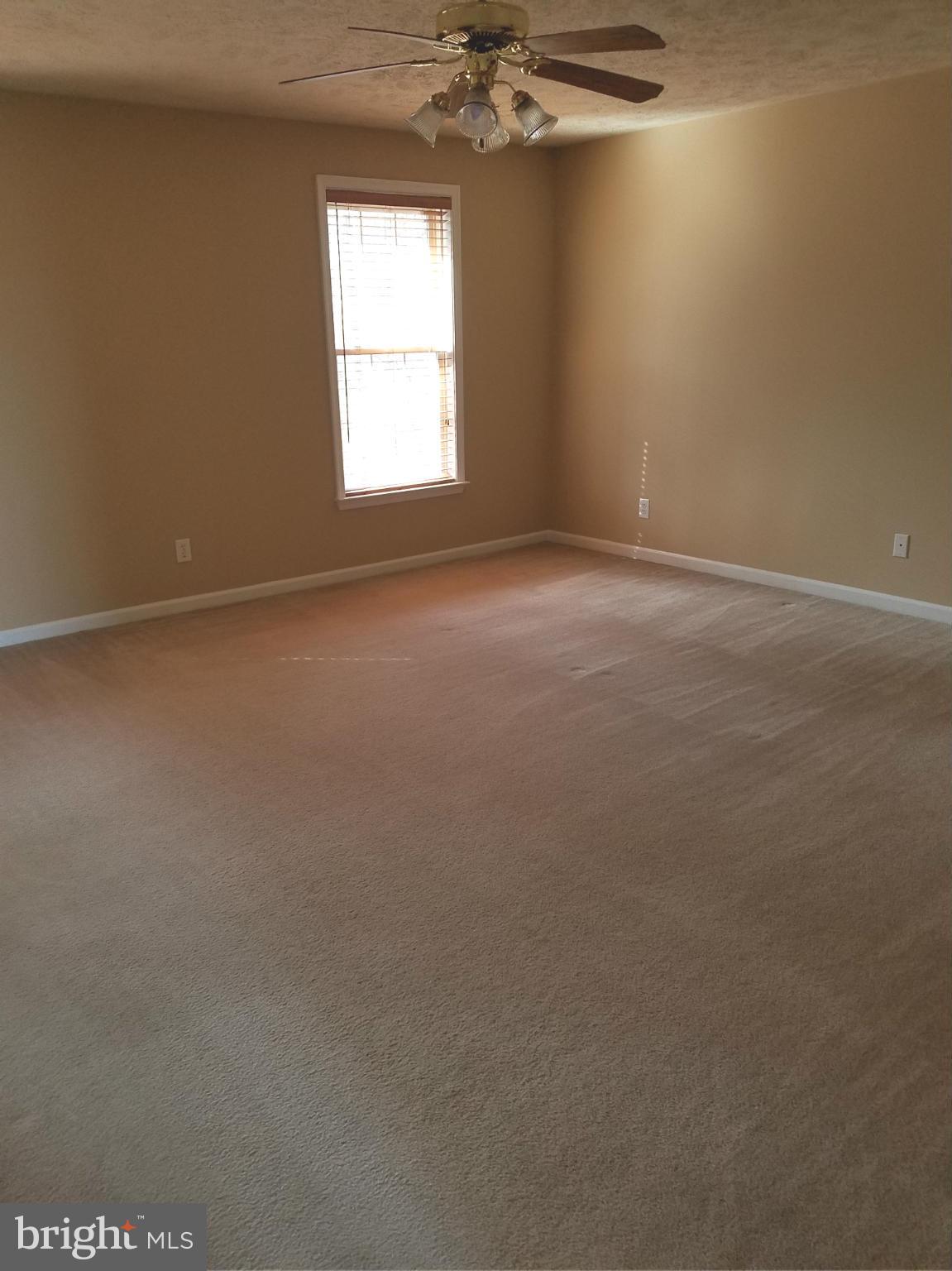 KINGSWOOD - Residential Lease