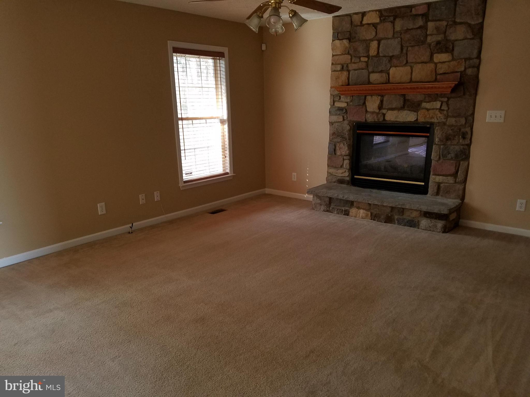 KINGSWOOD - Residential Lease