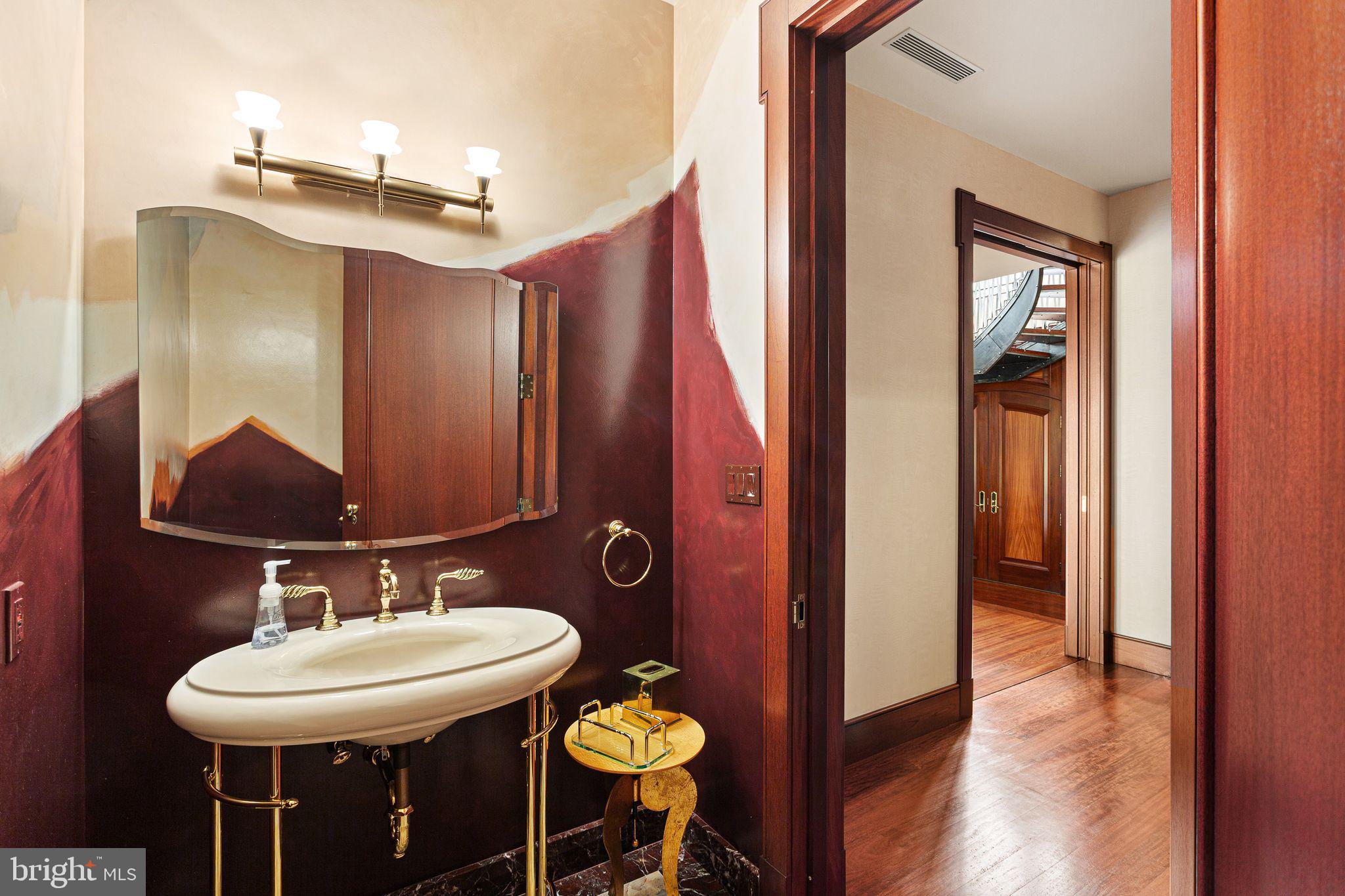 232 WALNUT STREET 36