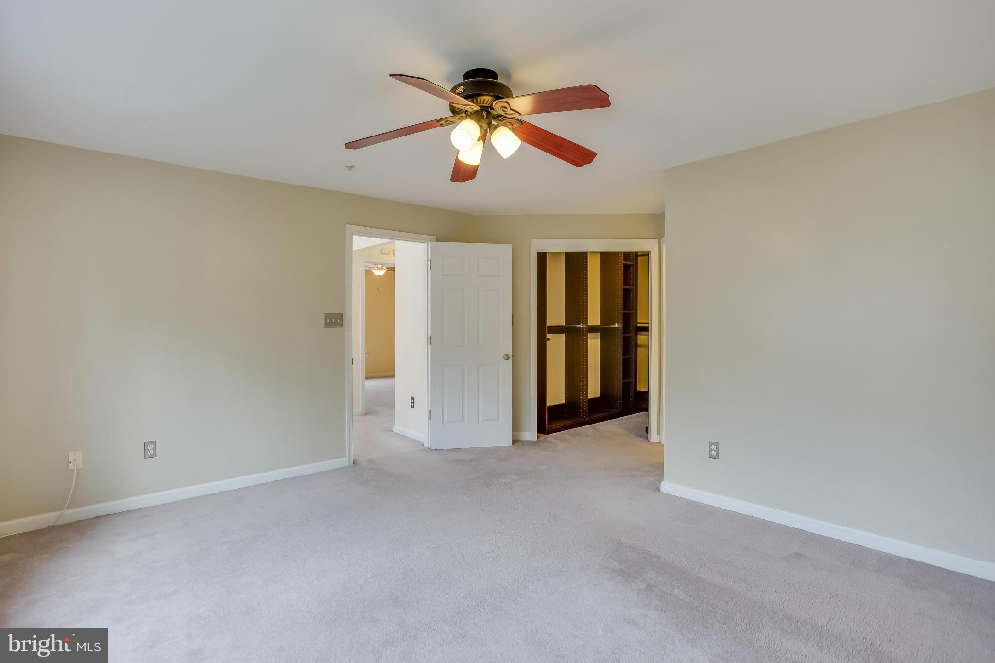 OCCOQUAN POINTE CONDO - Residential Lease