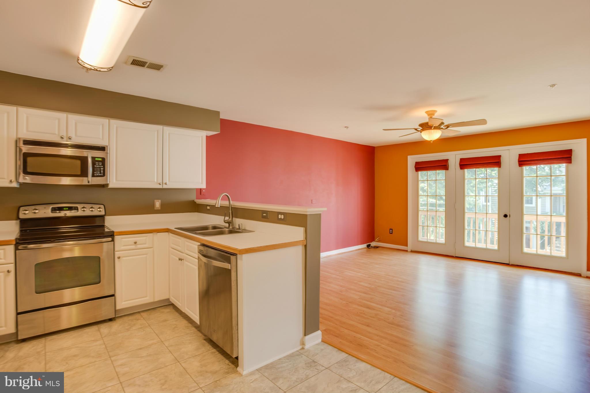 OCCOQUAN POINTE CONDO - Residential Lease