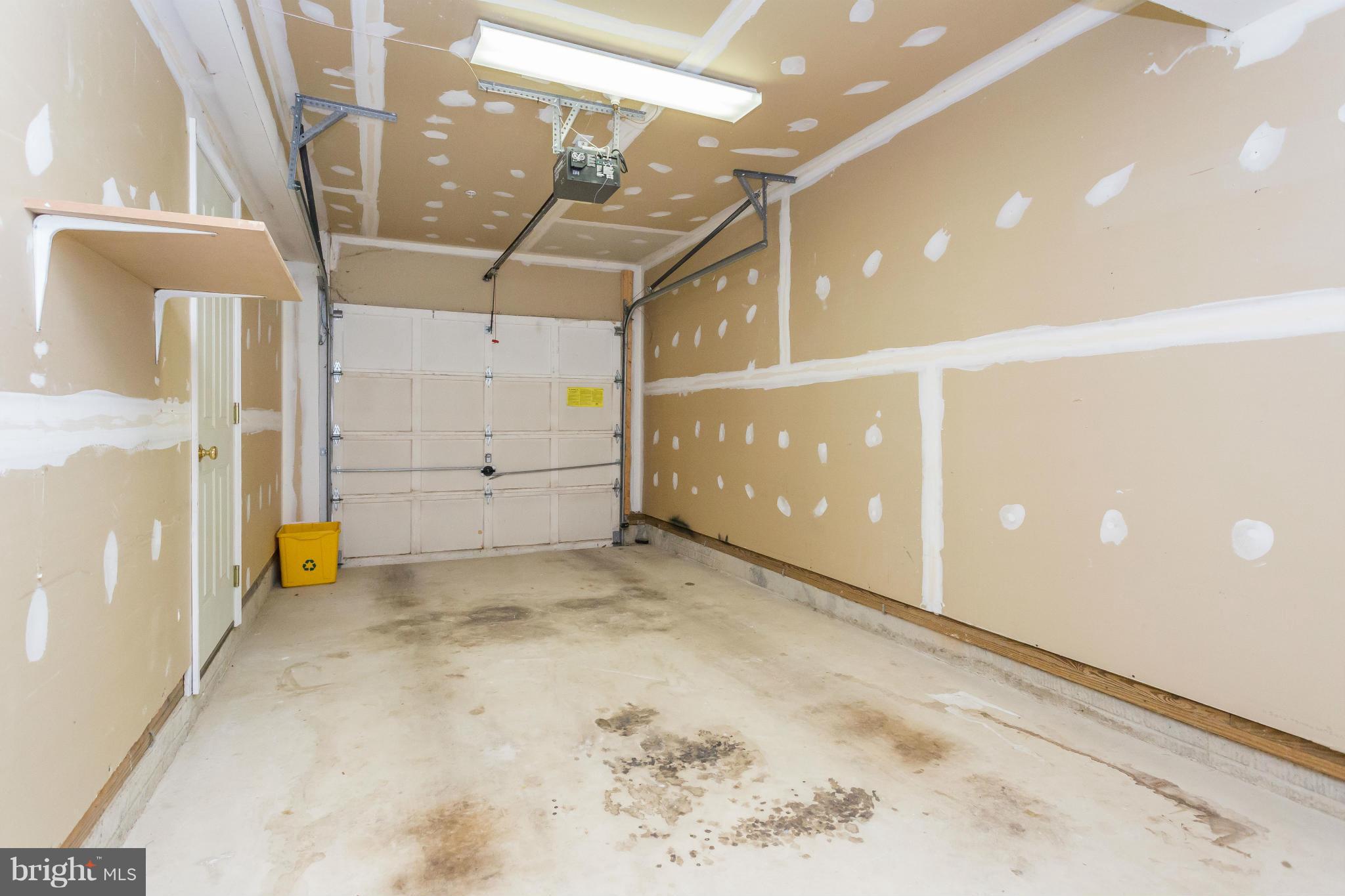 OCCOQUAN POINTE CONDO - Residential Lease