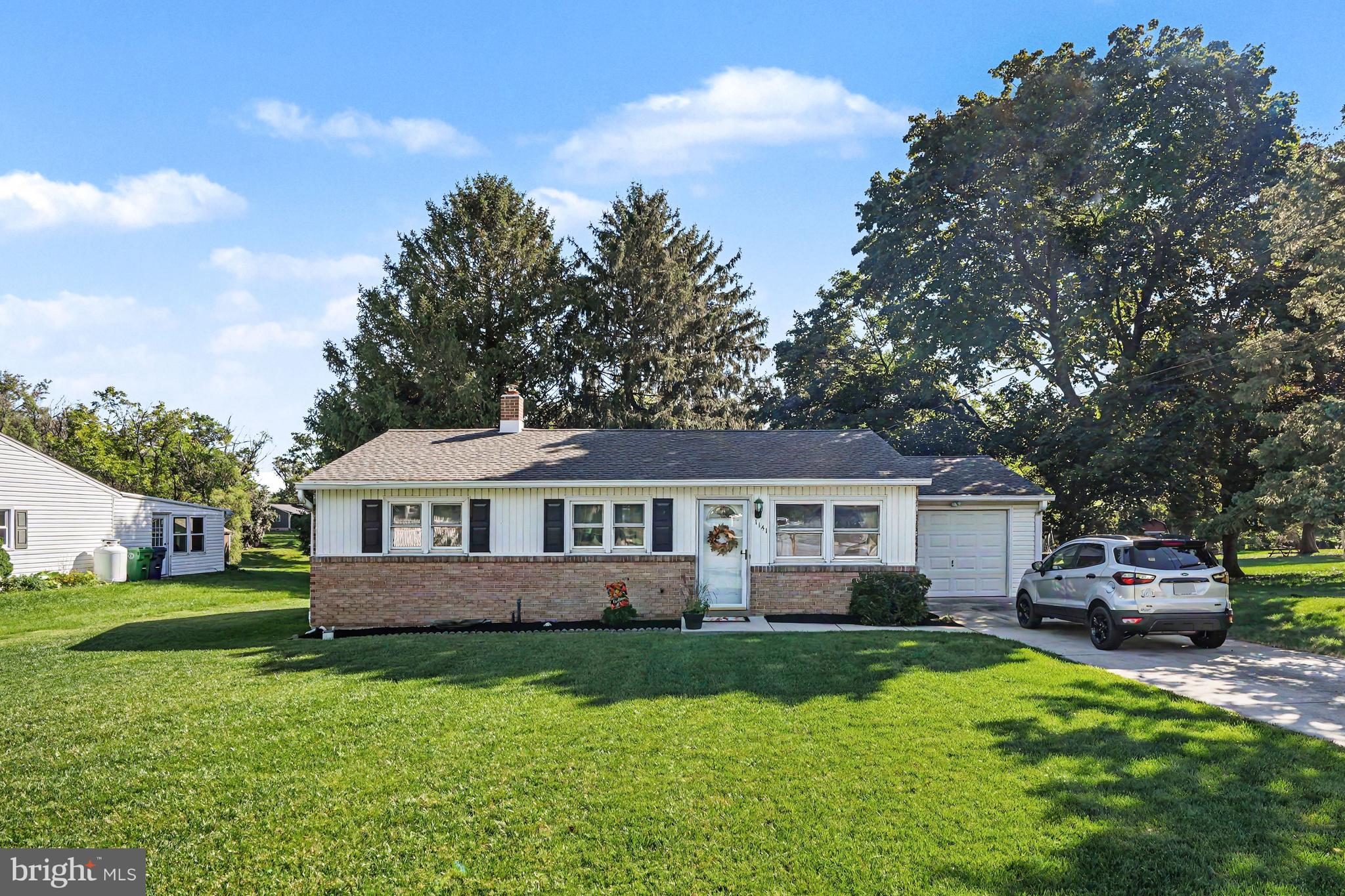1141 FAIRMONT DRIVE