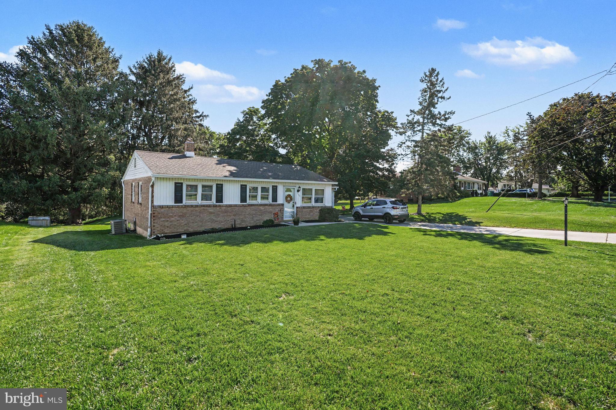 1141 FAIRMONT DRIVE