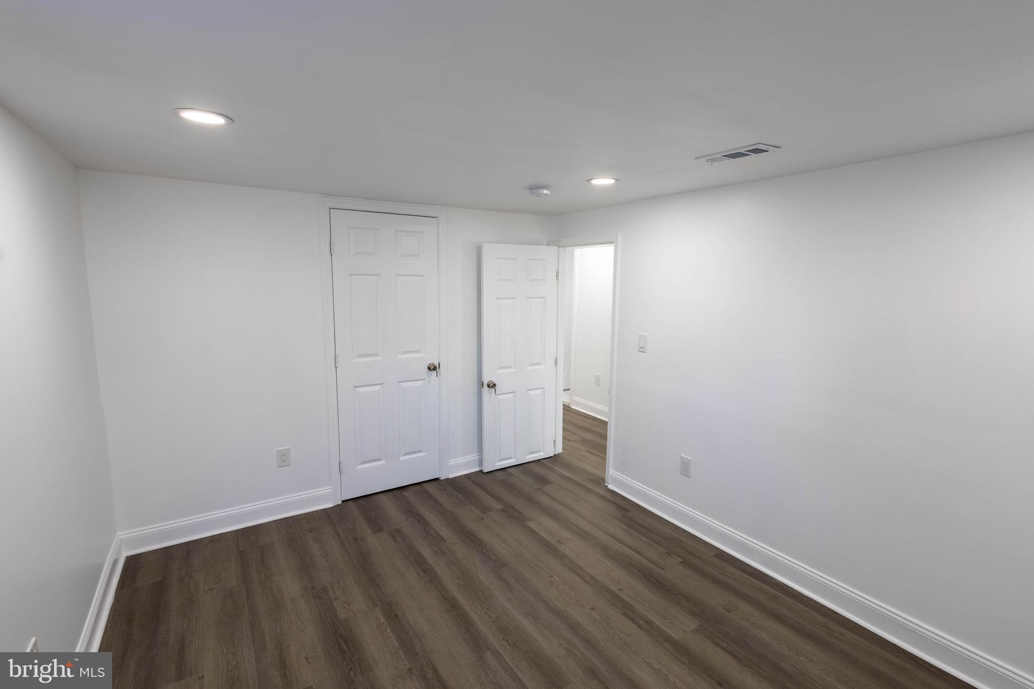 CARNEY - Residential Lease