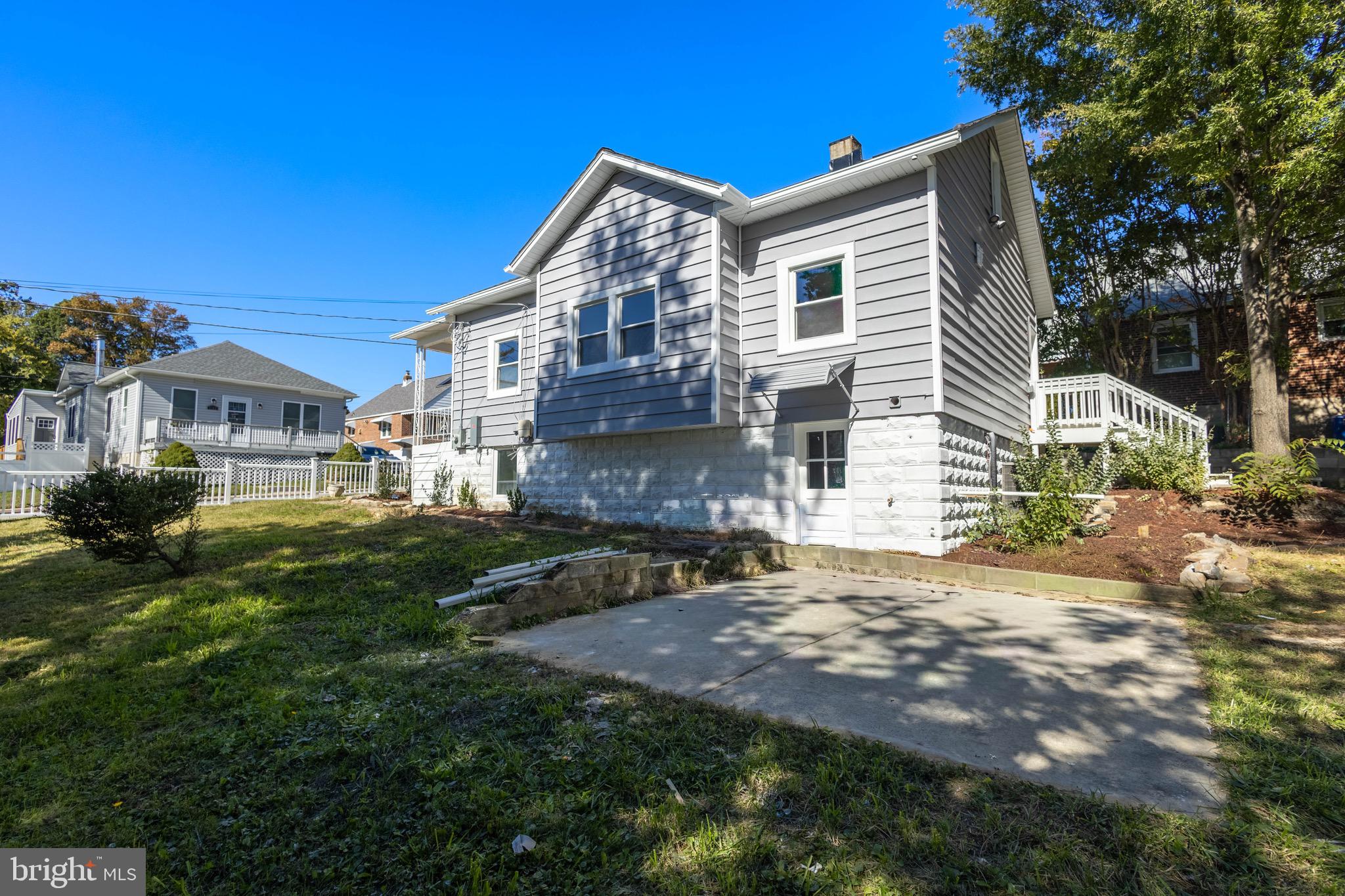 CARNEY - Residential Lease