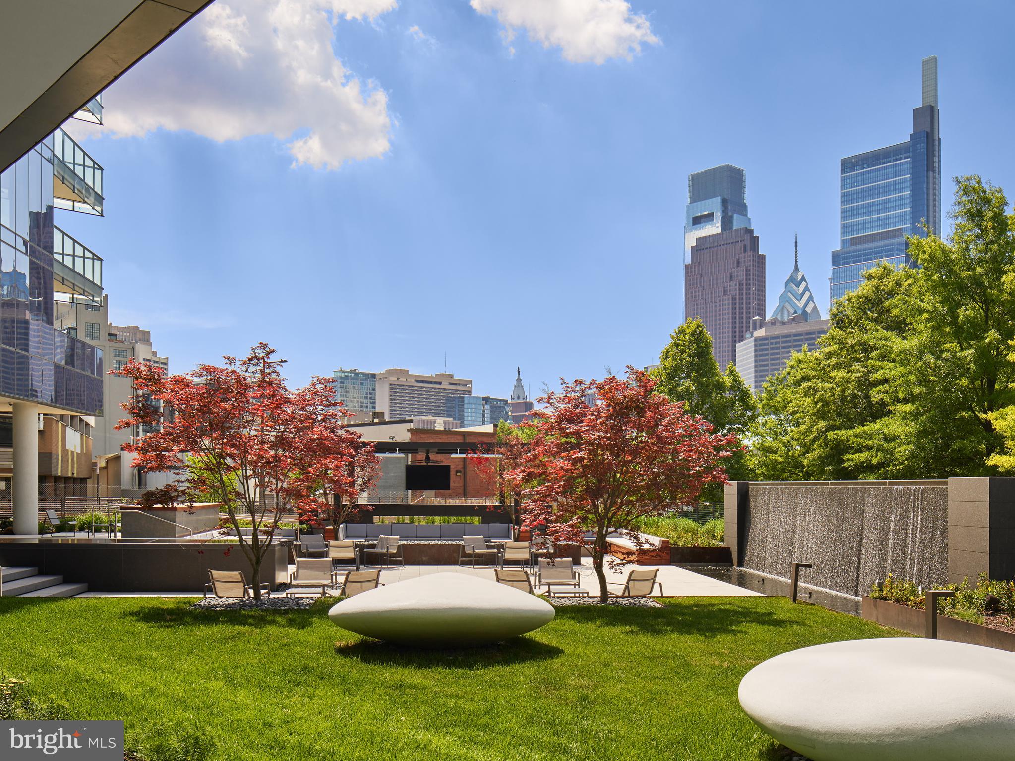 ART MUSEUM AREA - Residential Lease