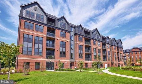 3925 FAIR RIDGE DRIVE 304 FAIRFAX VA 22033