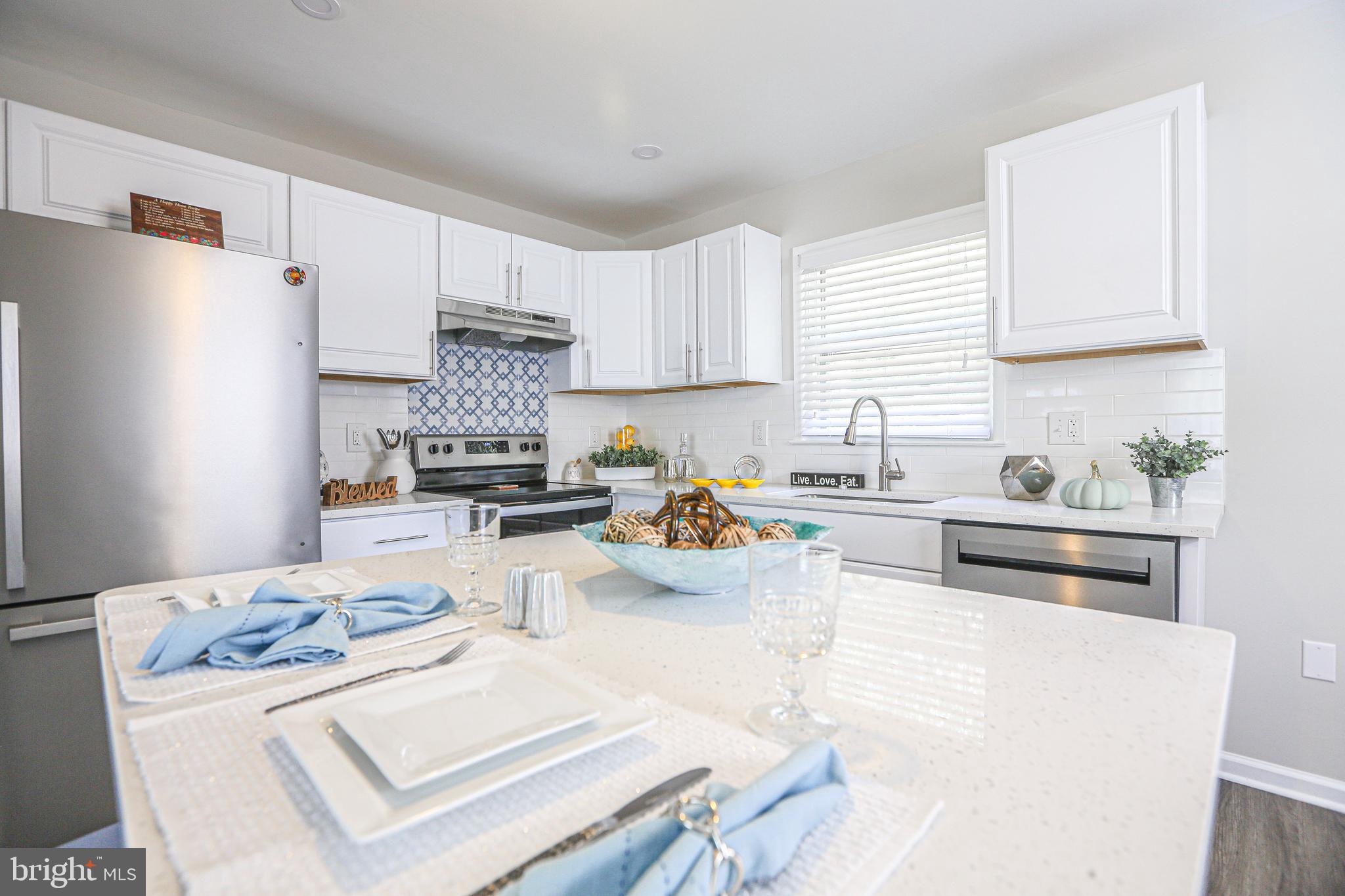 DALE CITY - Residential