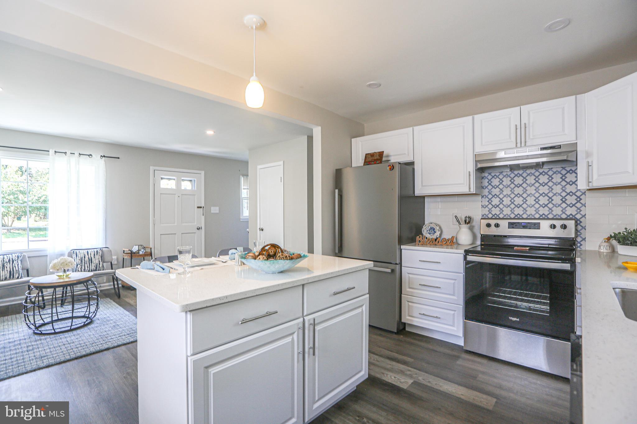 DALE CITY - Residential