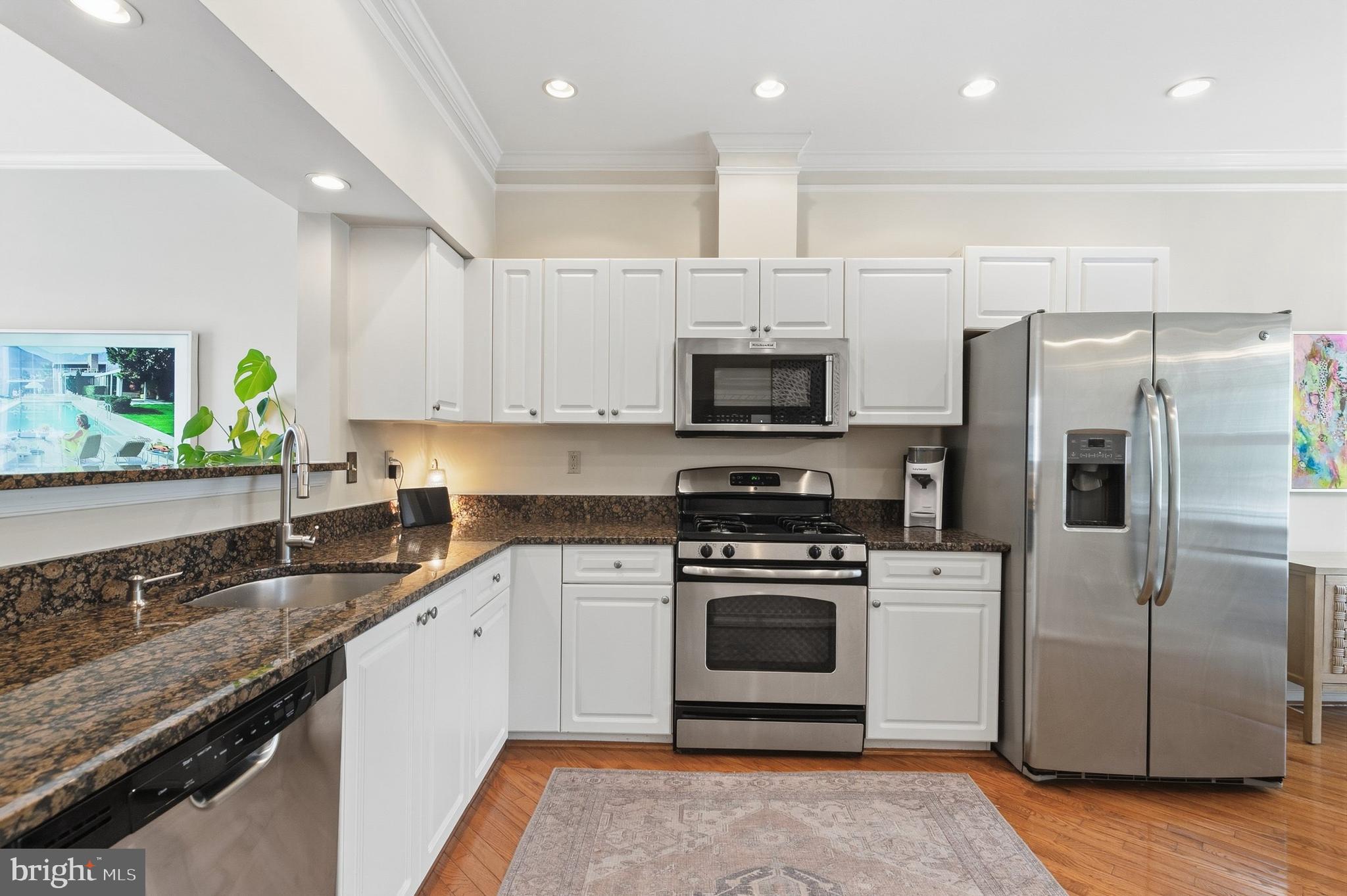 CROFTON VILLAGE - Residential