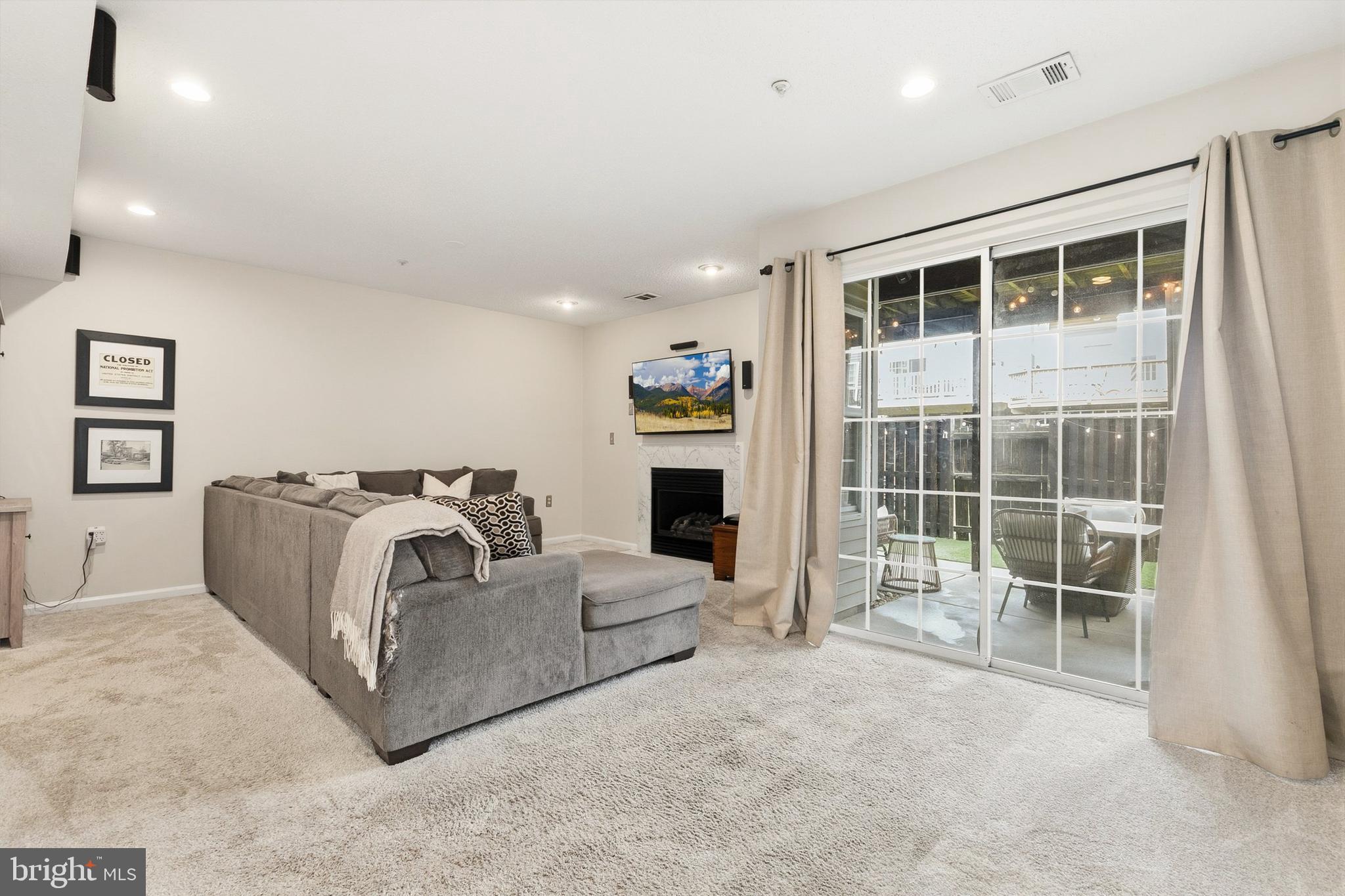 CROFTON VILLAGE - Residential