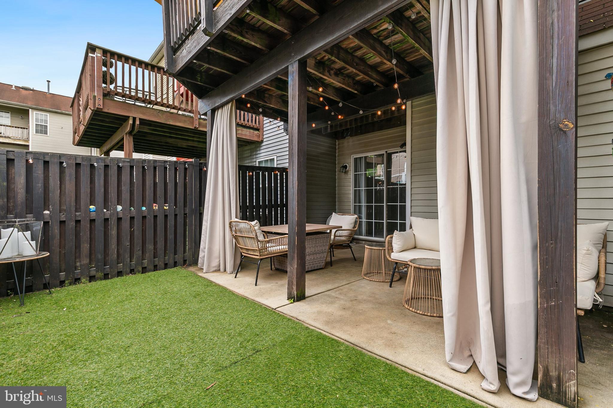 CROFTON VILLAGE - Residential