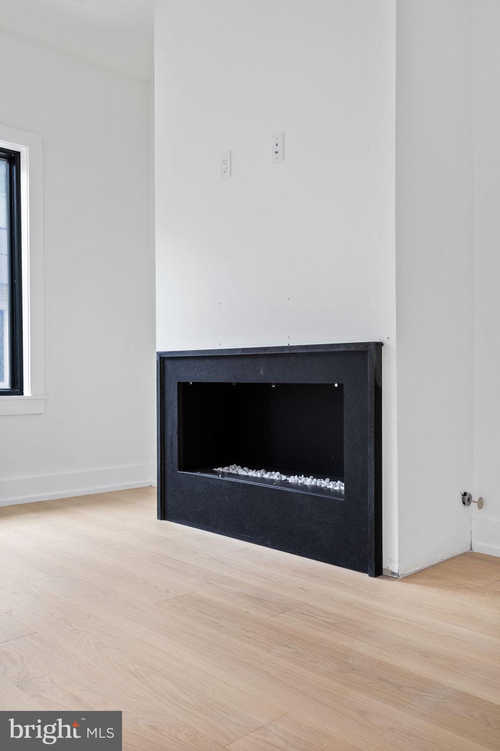 PASSYUNK SQUARE - Residential