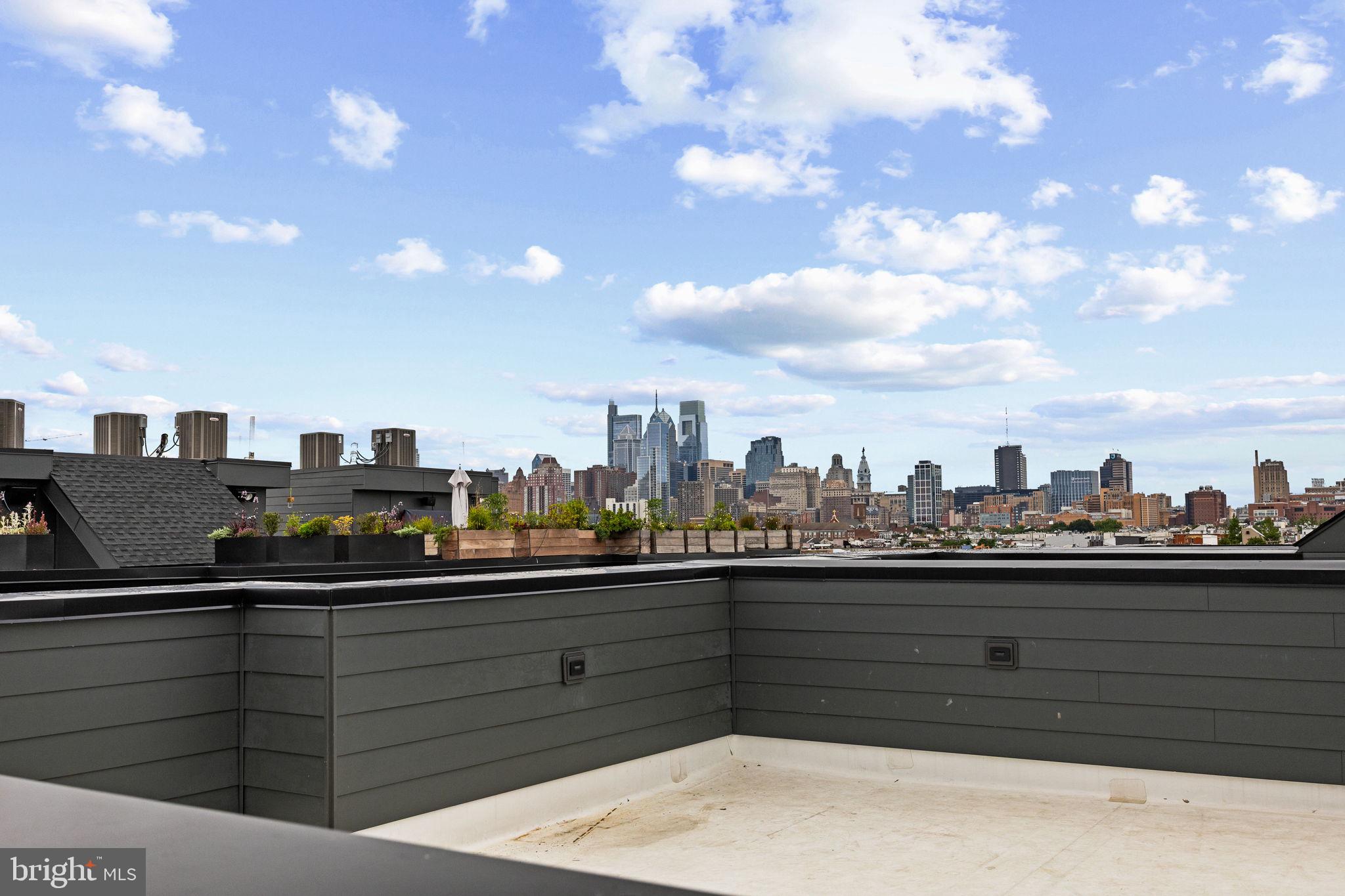 PASSYUNK SQUARE - Residential