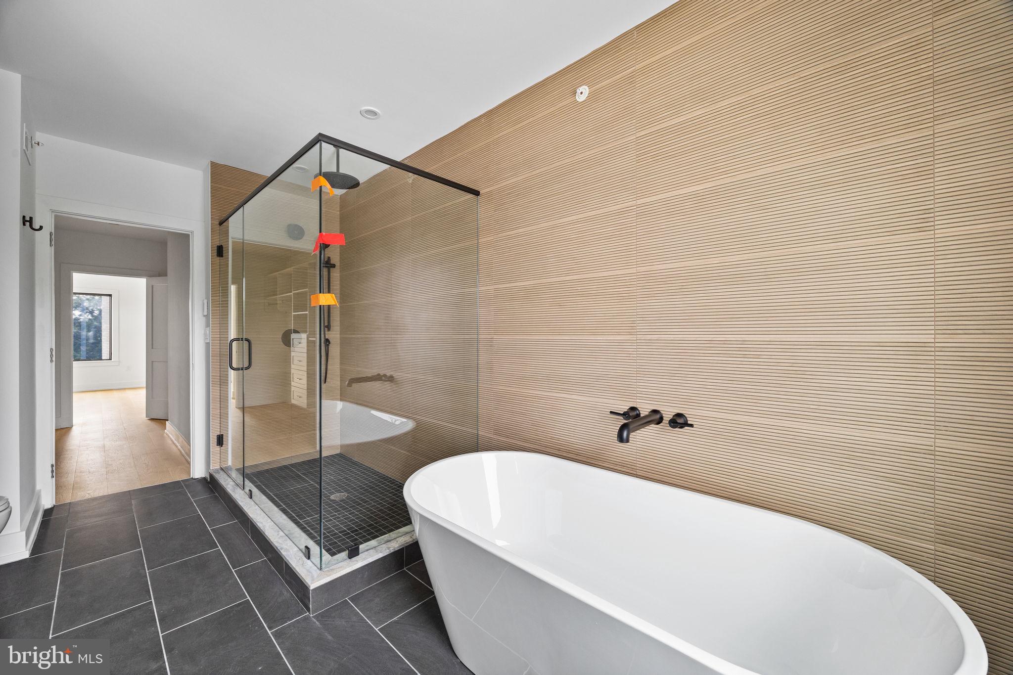 PASSYUNK SQUARE - Residential