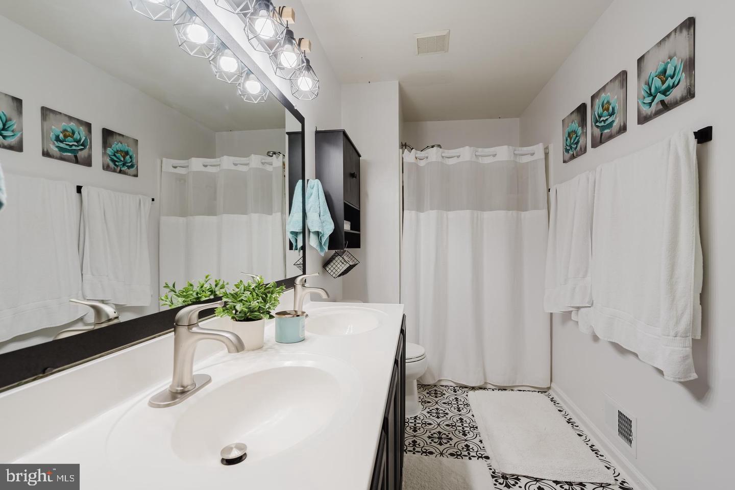 BRENNAN ESTATES - Residential