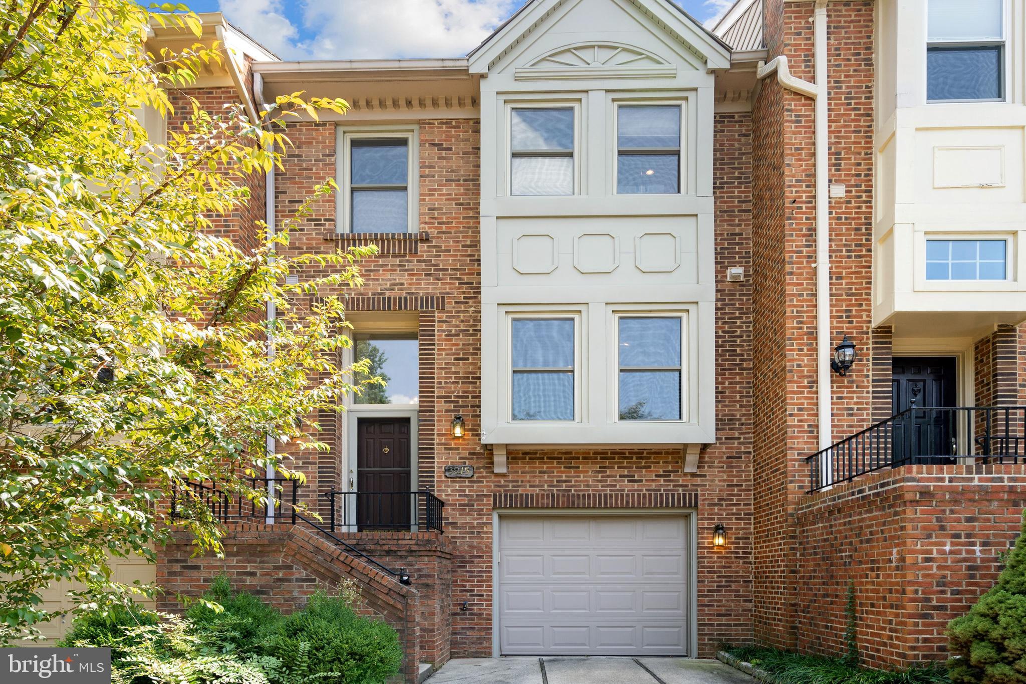 PENDERBROOK - Residential Lease