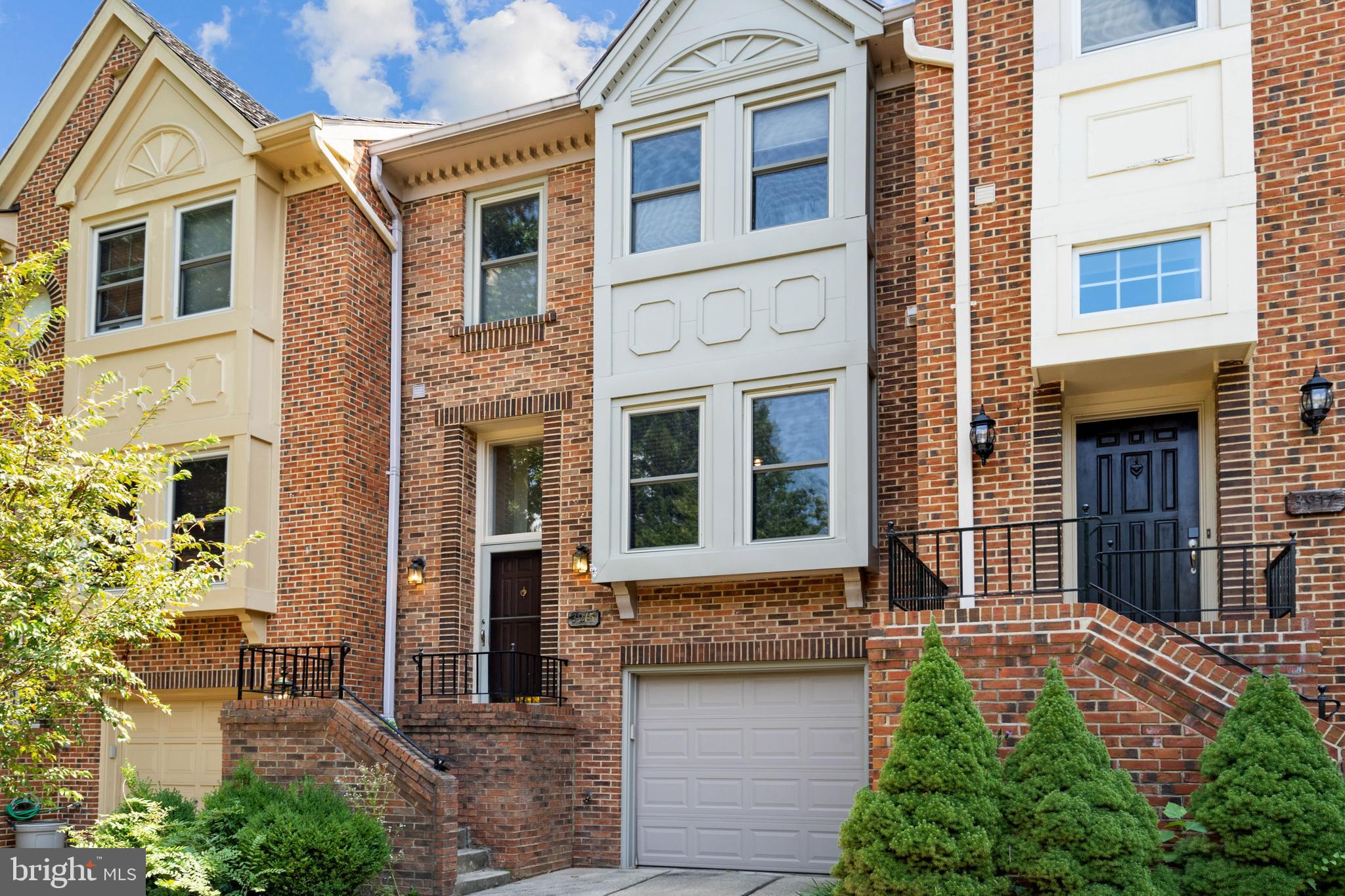 PENDERBROOK - Residential Lease