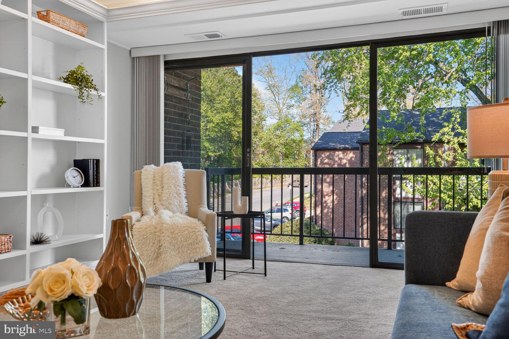 HAWTHORNE VILLAGE - Residential