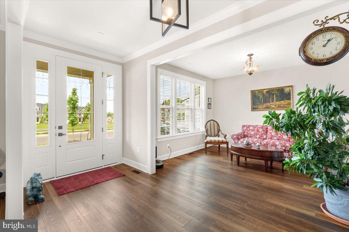 4035 DUDLEY LANE
