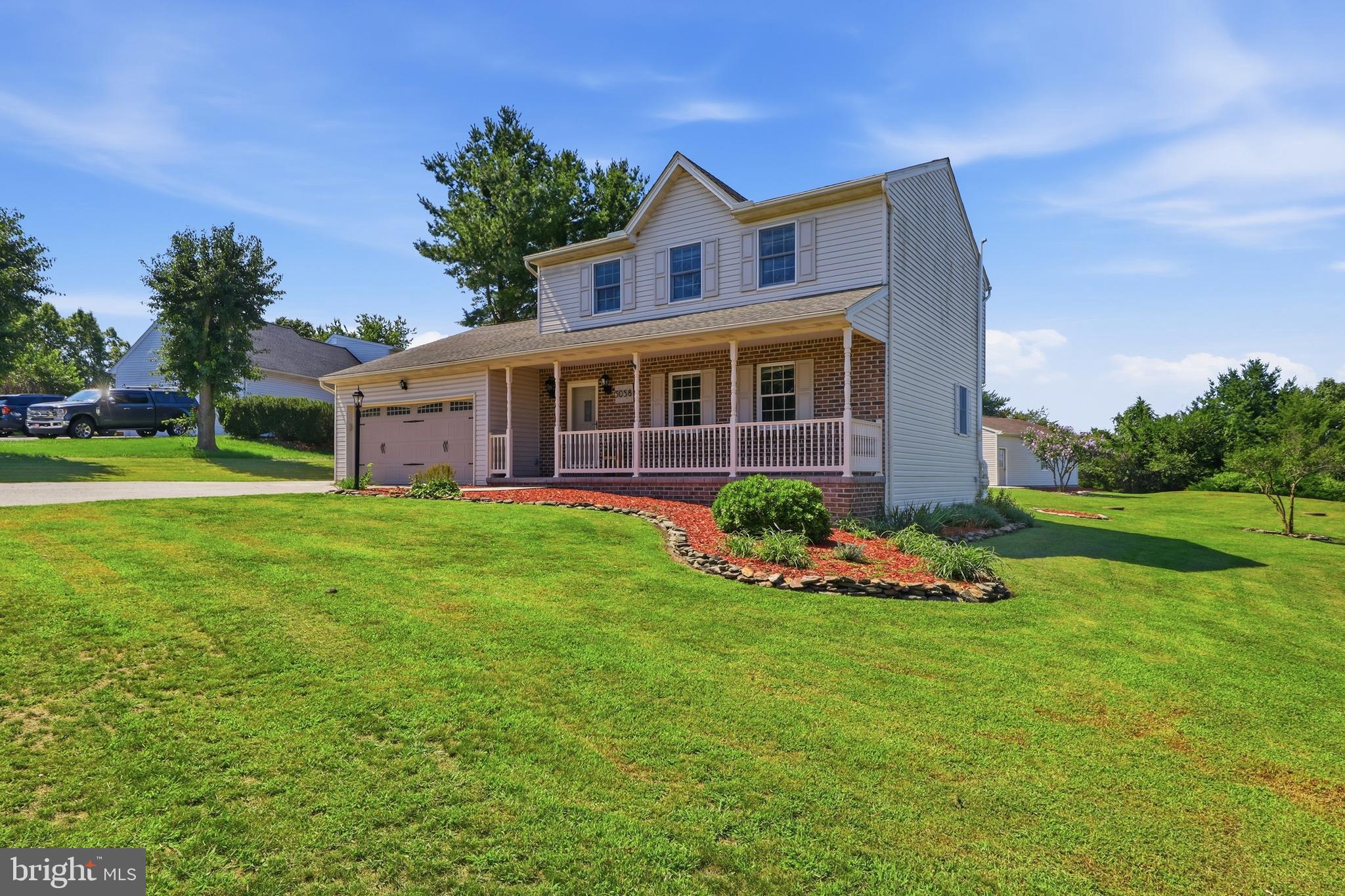 5058 HICKORY VIEW DRIVE