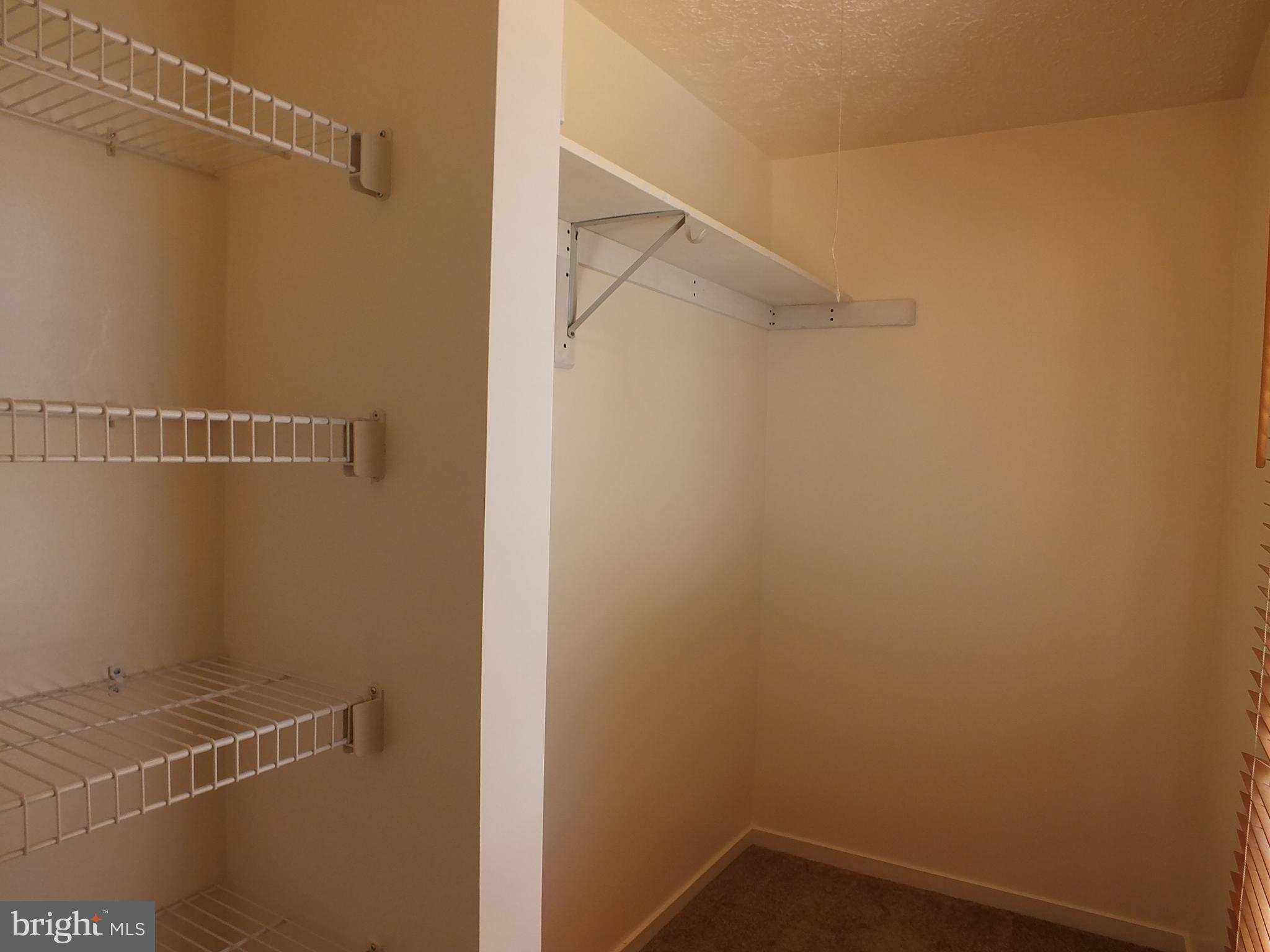 WAKEFIELD ON THE GREEN - Residential Lease