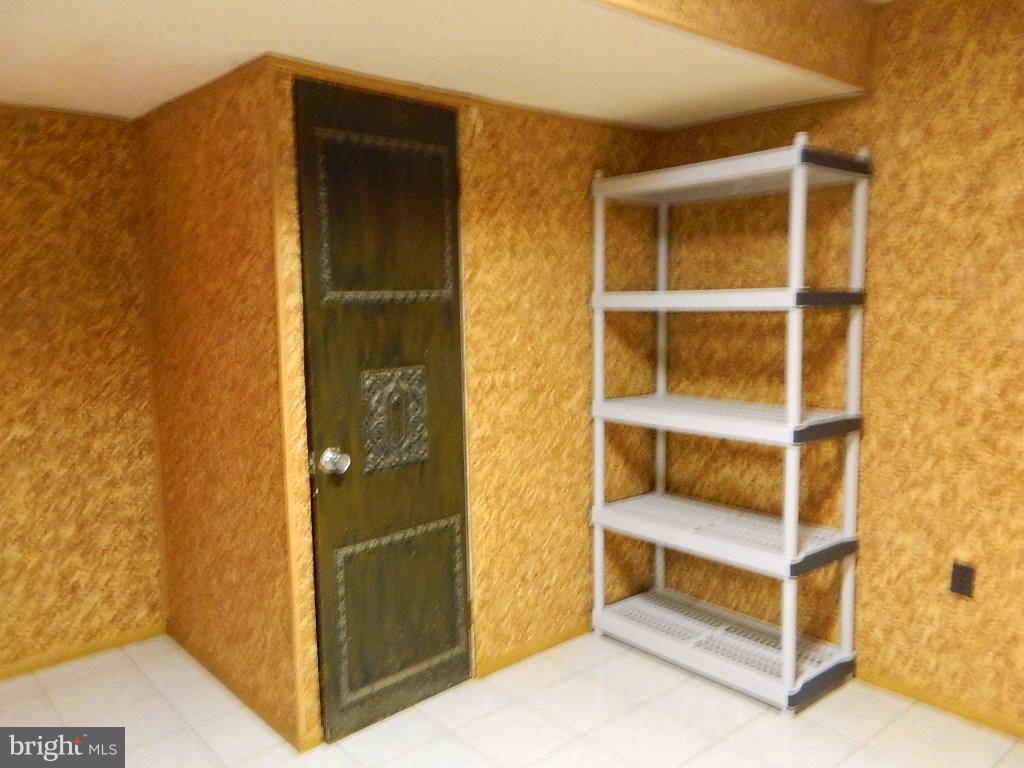 LAYHILL GARDENS - Residential