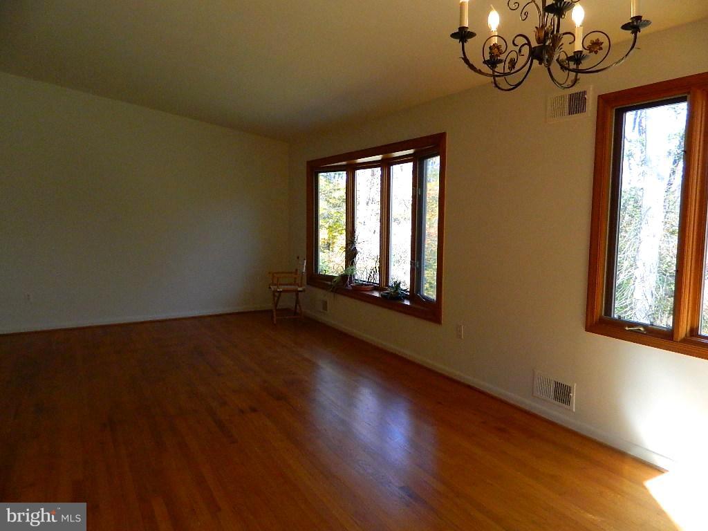 LAYHILL GARDENS - Residential