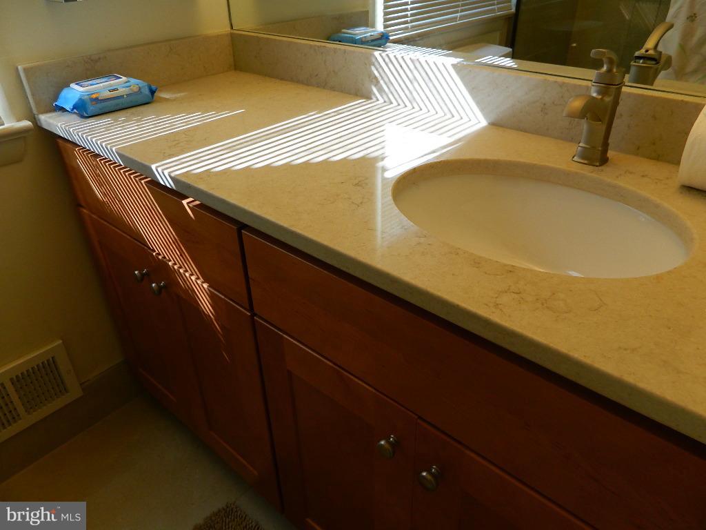 LAYHILL GARDENS - Residential