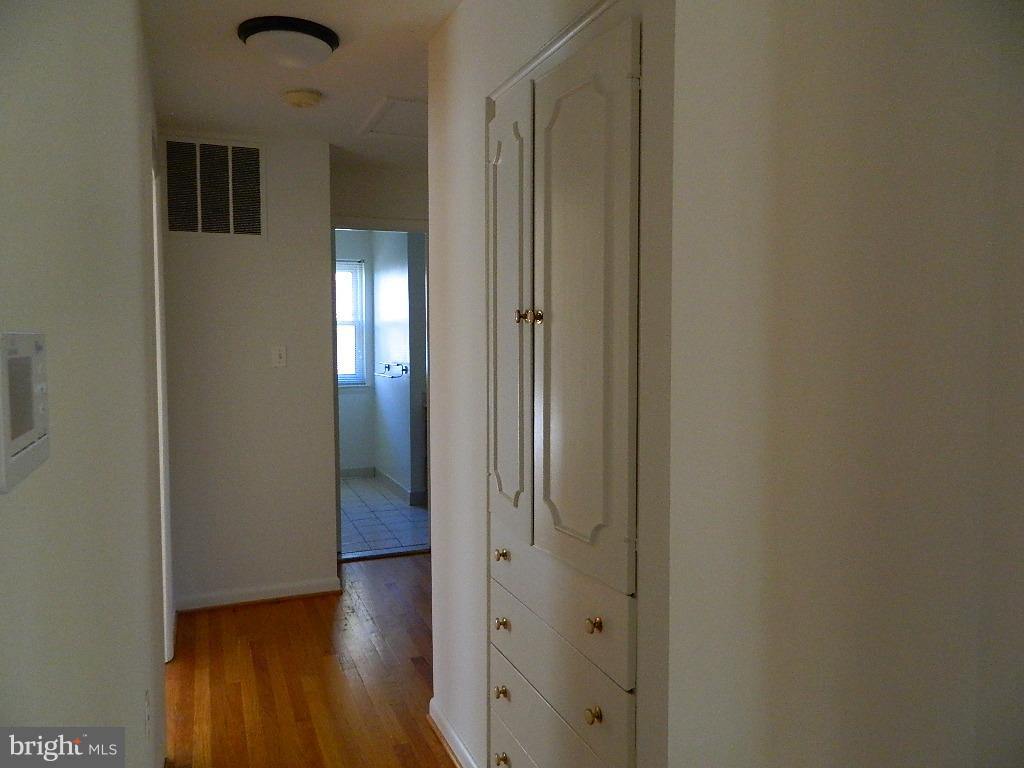 LAYHILL GARDENS - Residential