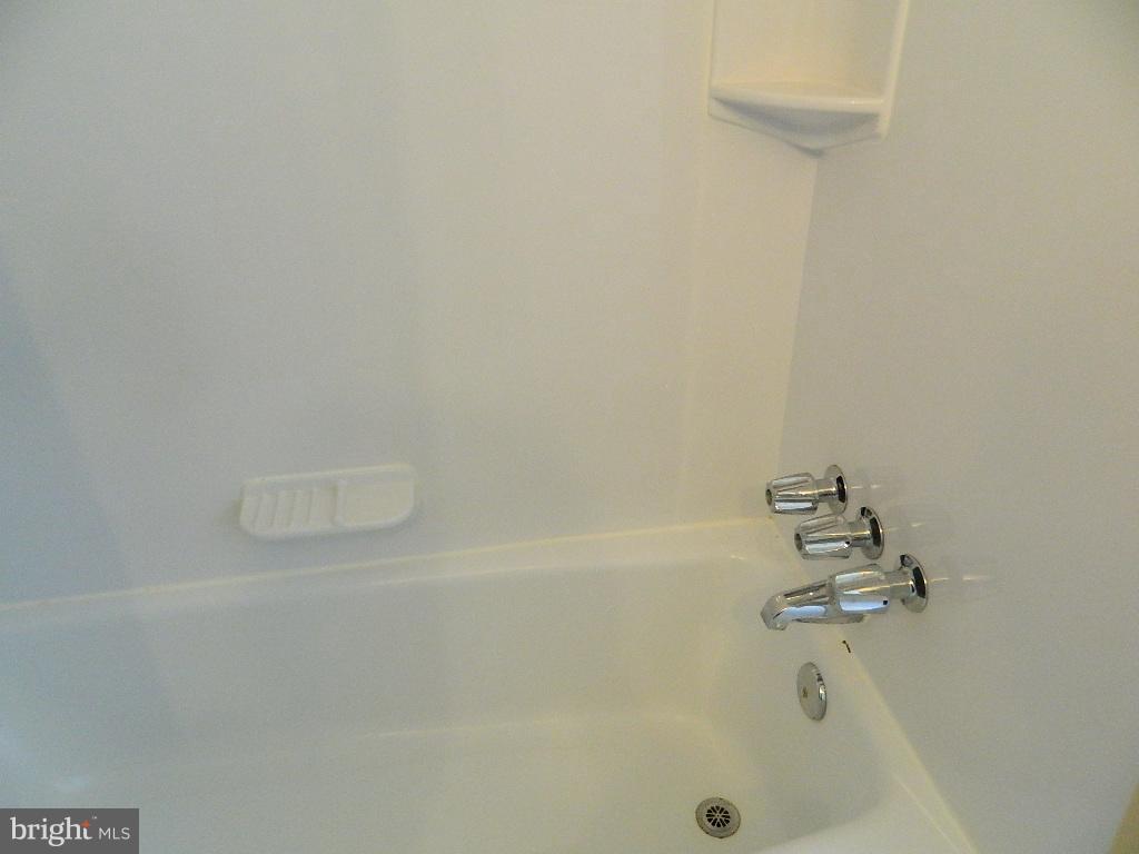 LAYHILL GARDENS - Residential