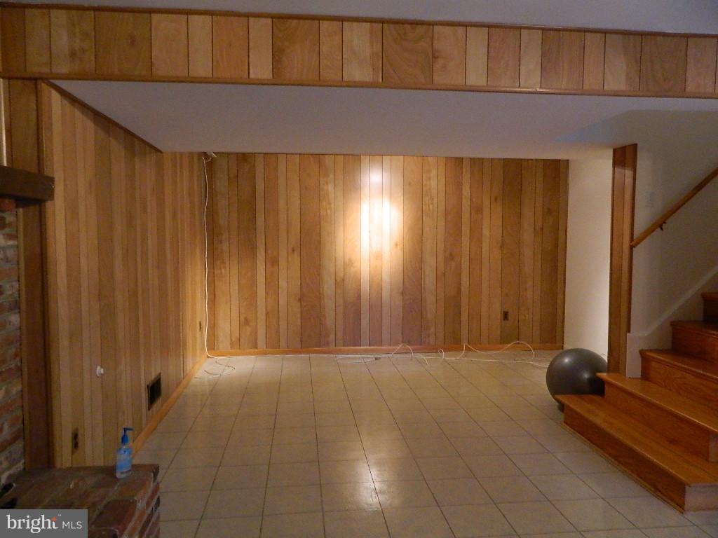 LAYHILL GARDENS - Residential