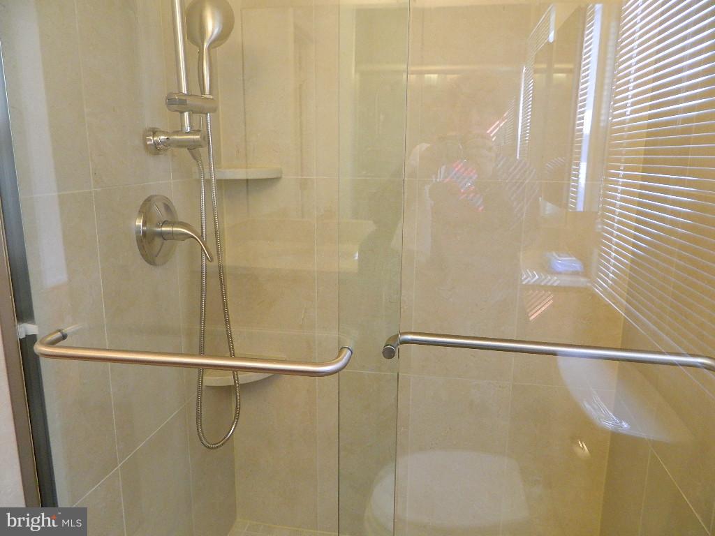 LAYHILL GARDENS - Residential