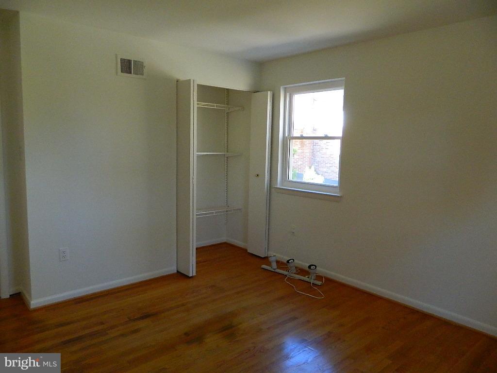 LAYHILL GARDENS - Residential