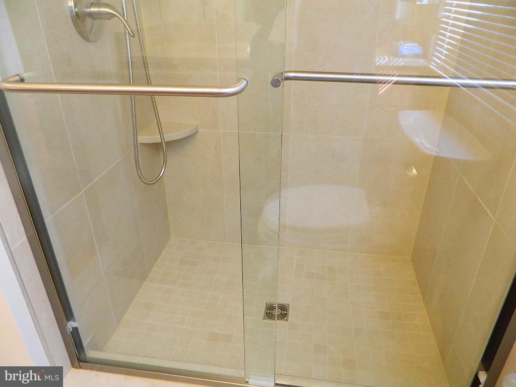 LAYHILL GARDENS - Residential