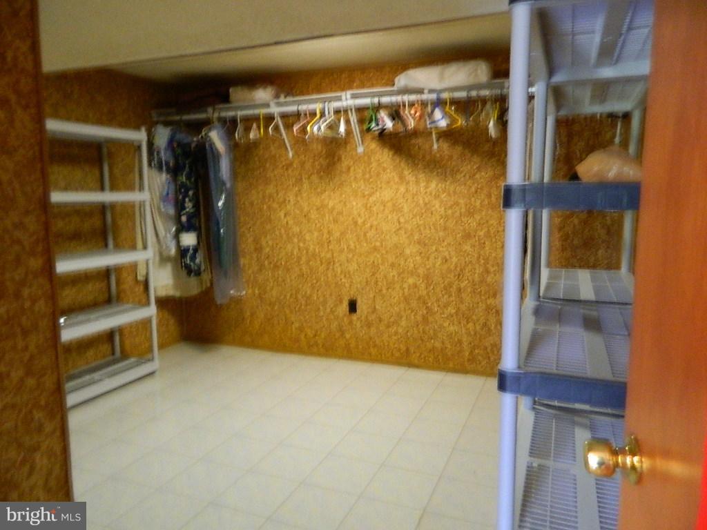 LAYHILL GARDENS - Residential