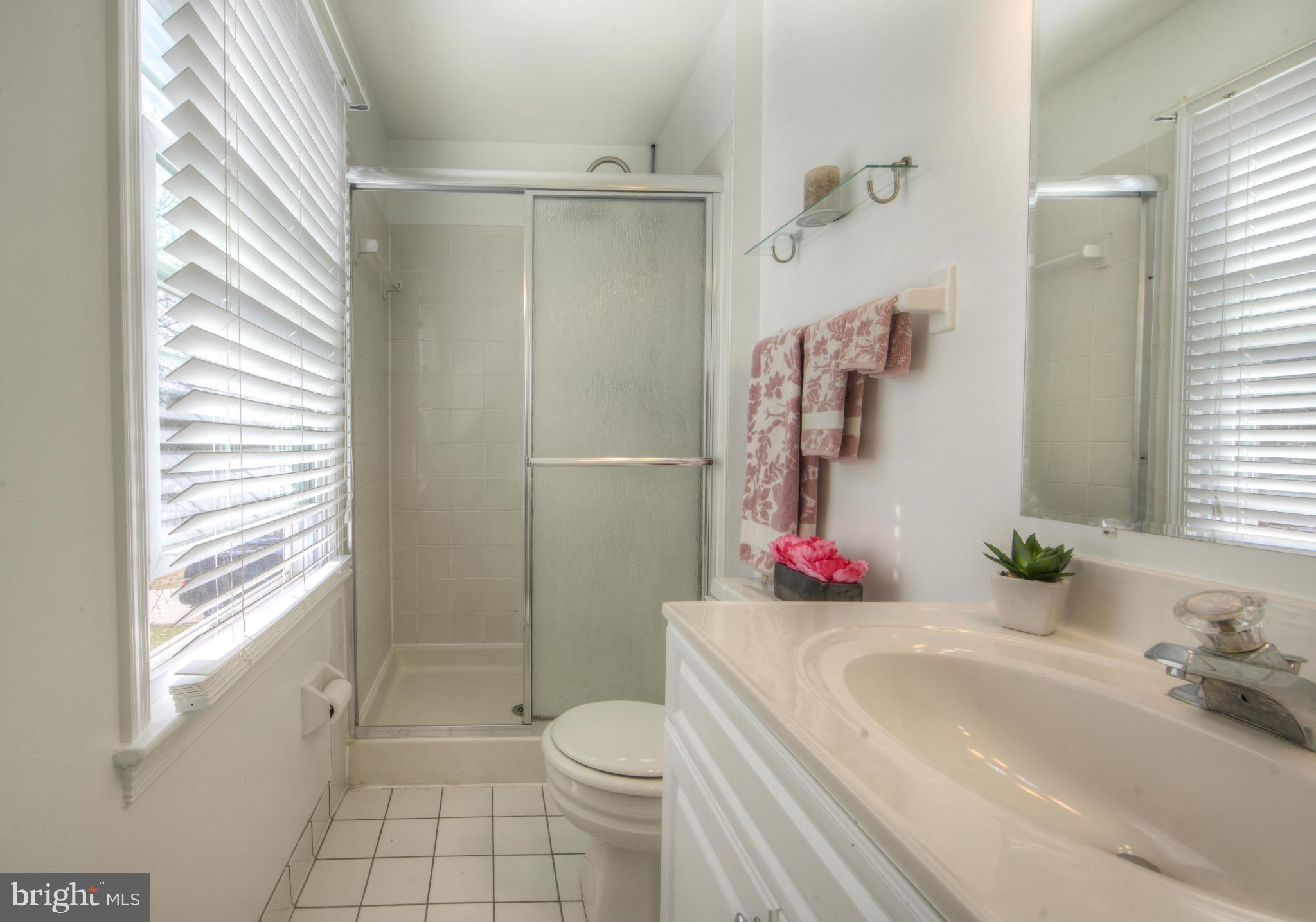 NEWPORT/RIVER MOUTH - Residential