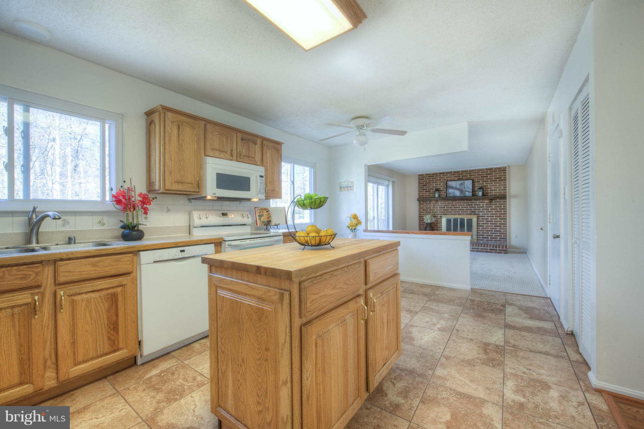 NEWPORT/RIVER MOUTH - Residential