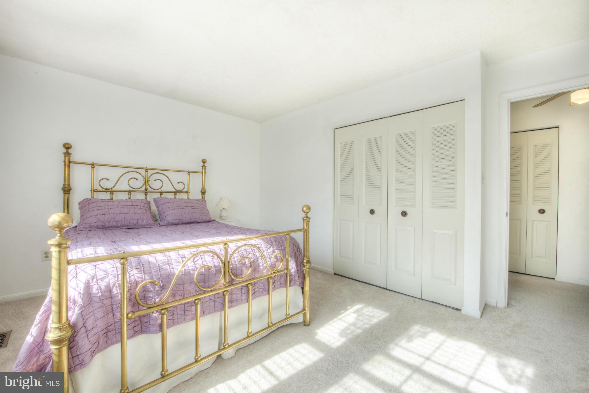 NEWPORT/RIVER MOUTH - Residential