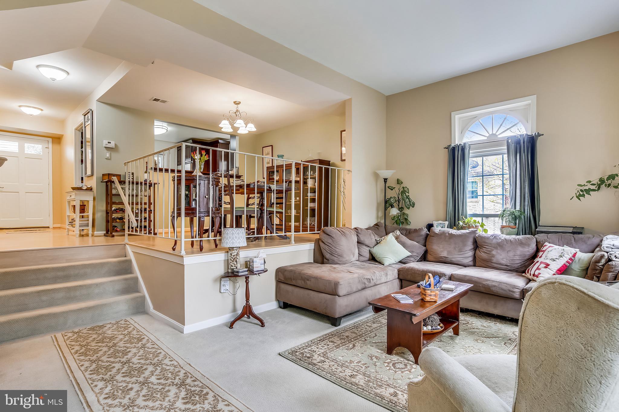 MOUNT VERNON SQUARE - Residential