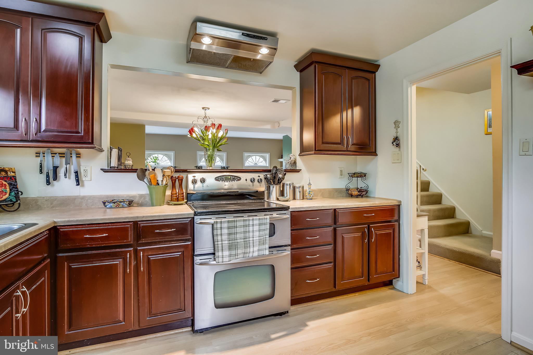 MOUNT VERNON SQUARE - Residential