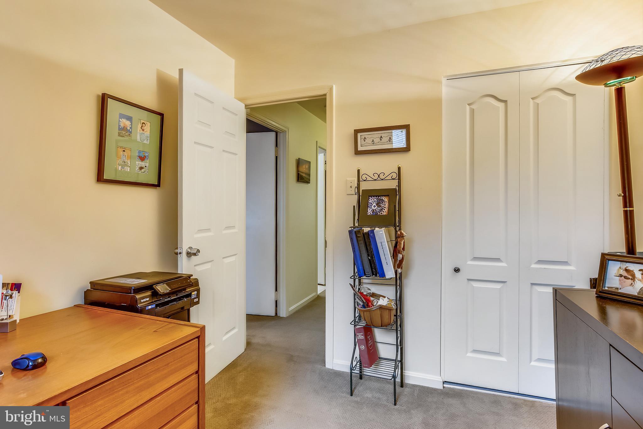 MOUNT VERNON SQUARE - Residential