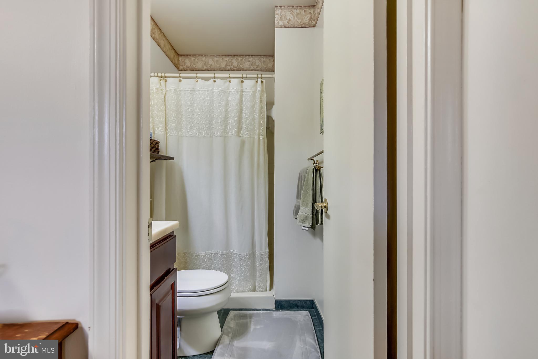 MOUNT VERNON SQUARE - Residential