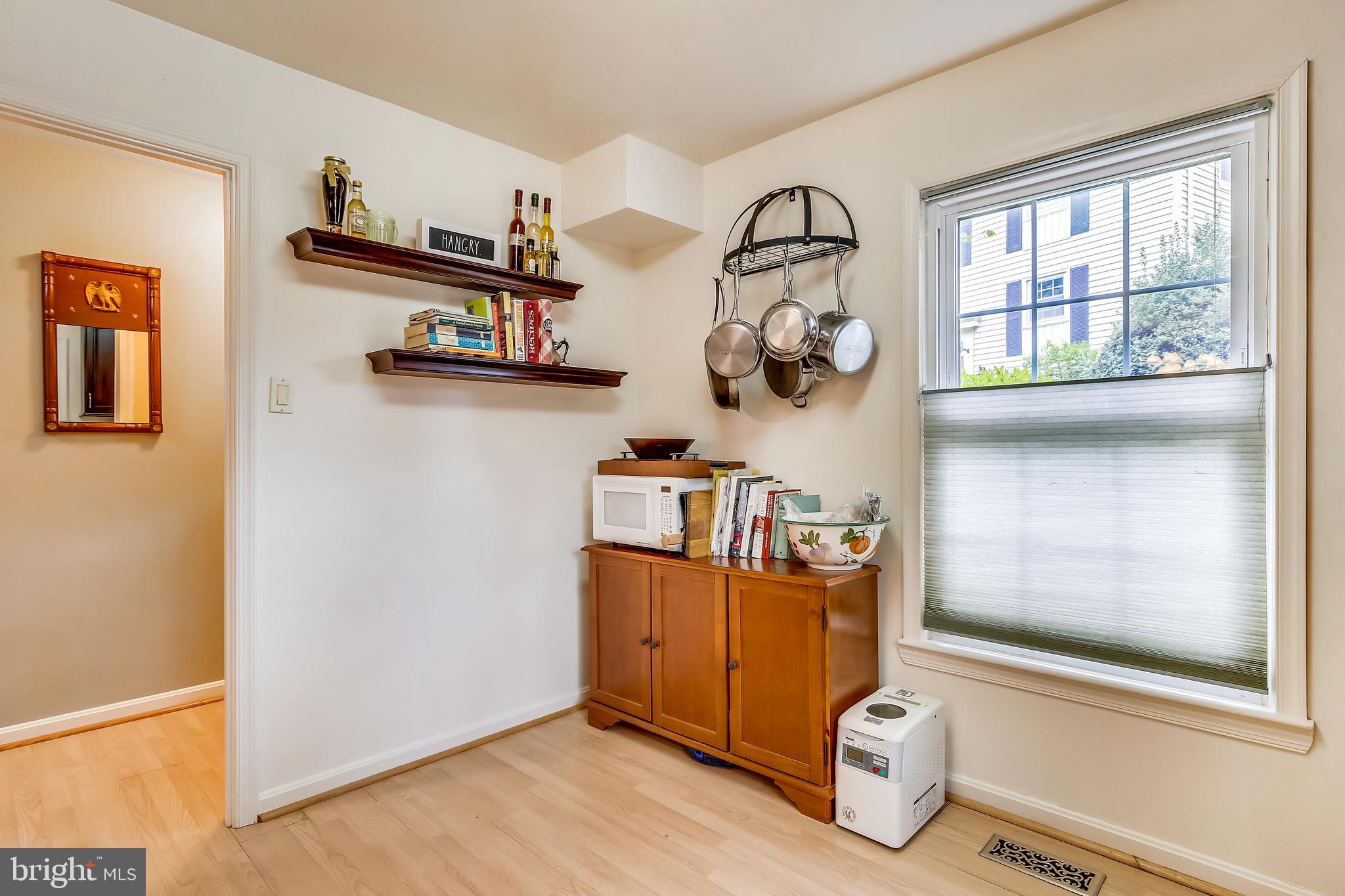 MOUNT VERNON SQUARE - Residential