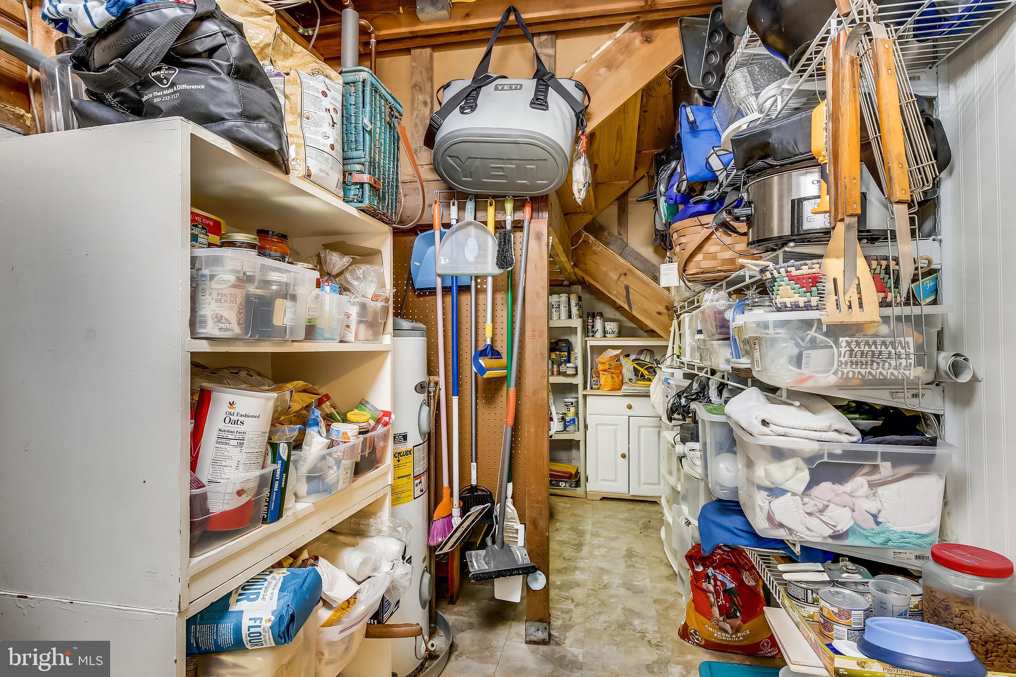 MOUNT VERNON SQUARE - Residential