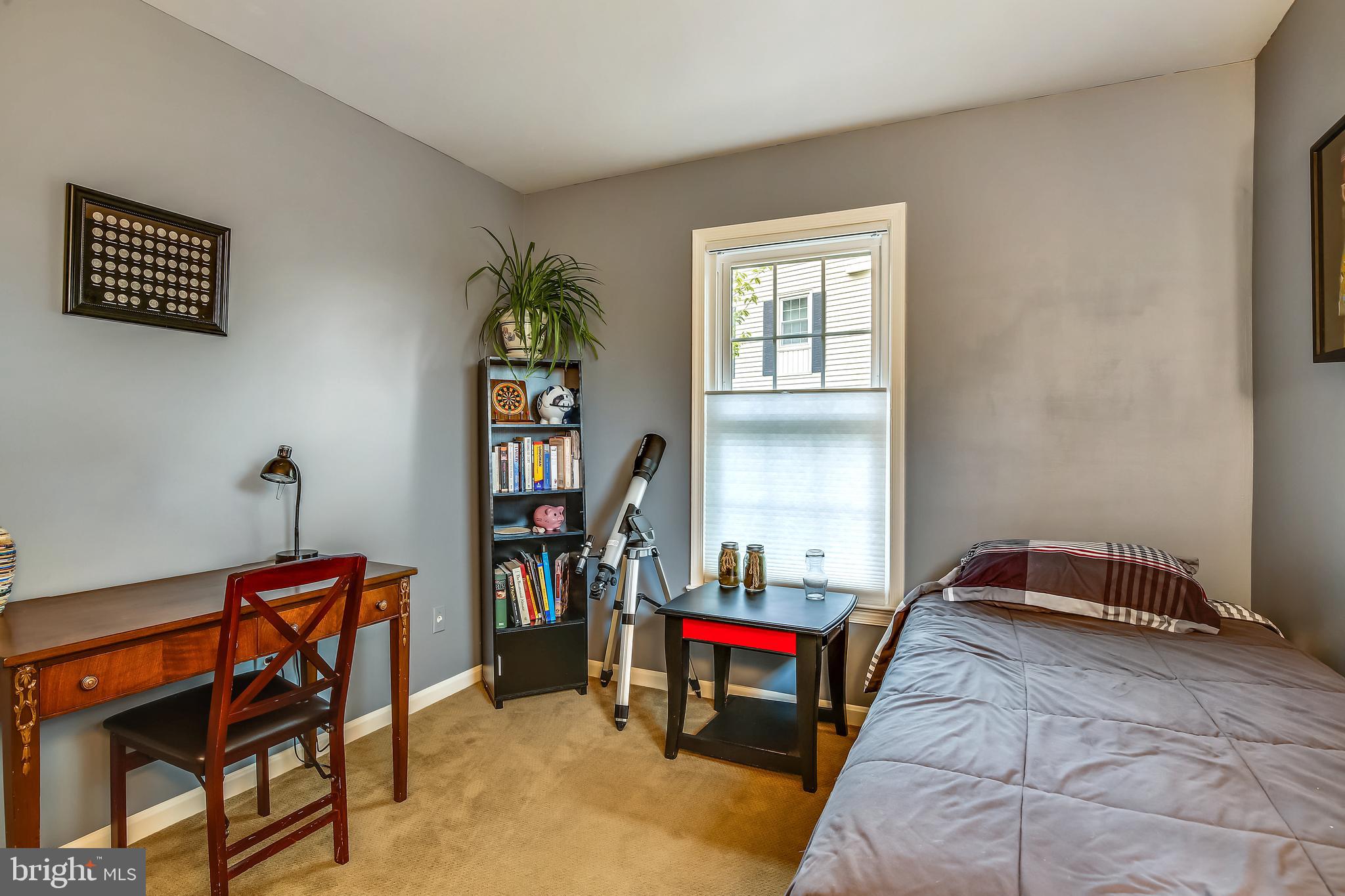 MOUNT VERNON SQUARE - Residential