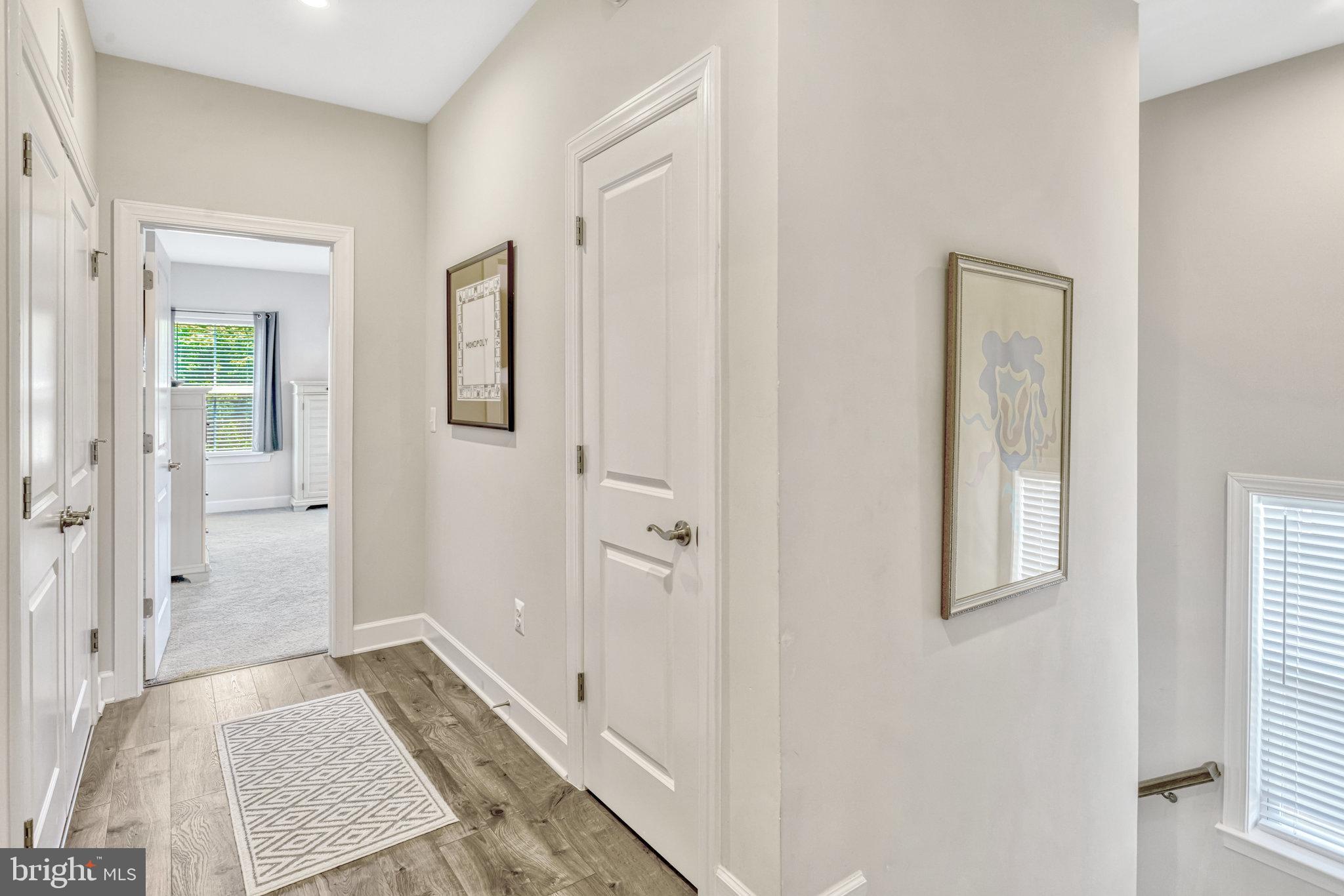 BRADLEY SQUARE - Residential