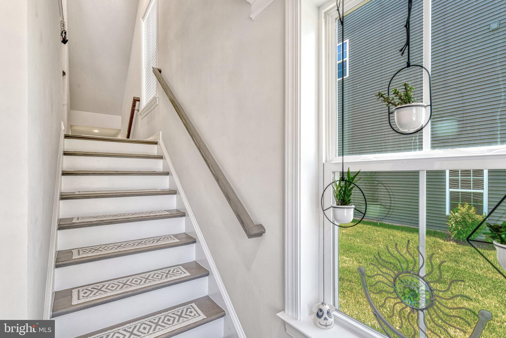 BRADLEY SQUARE - Residential