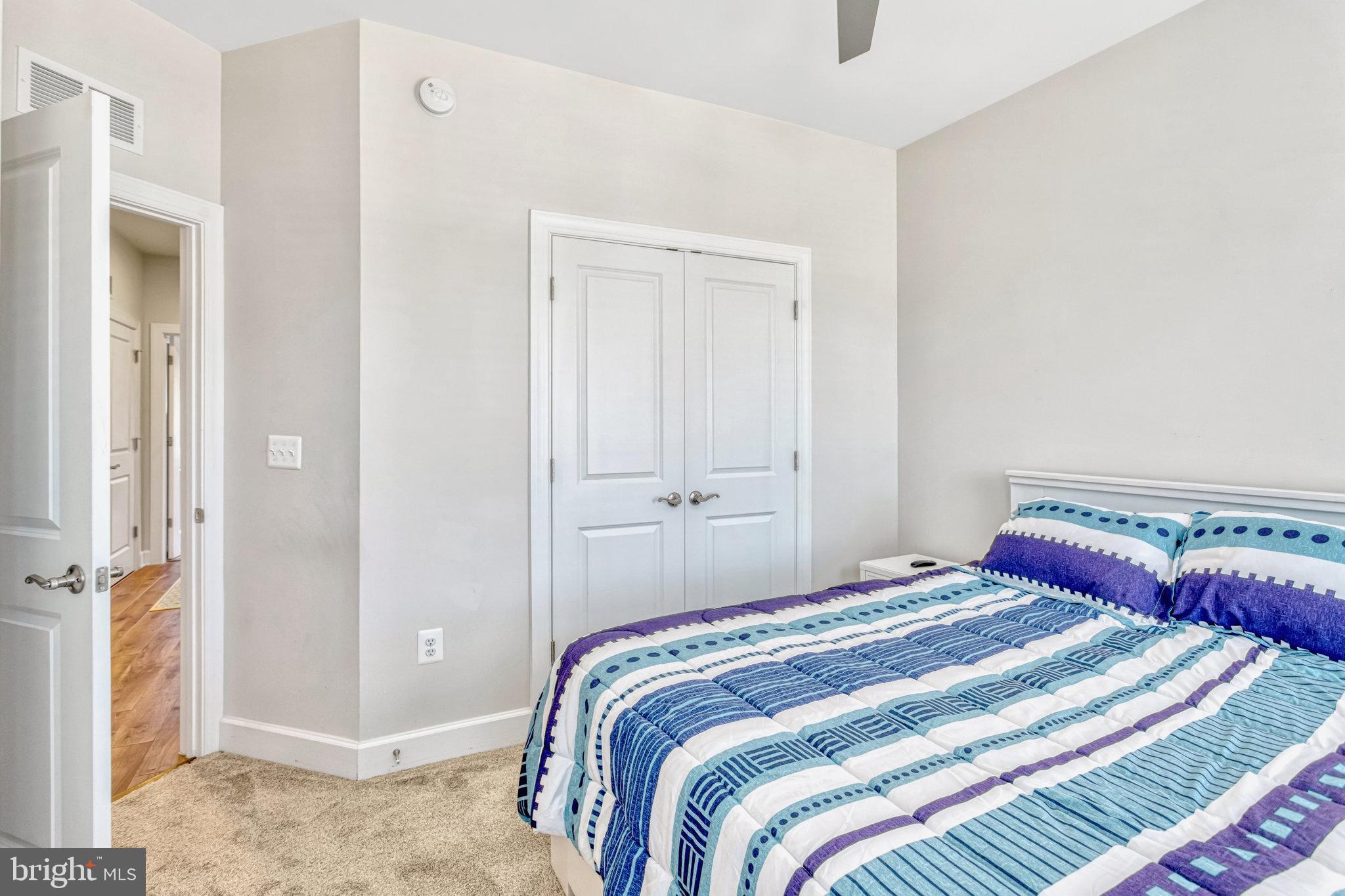 BRADLEY SQUARE - Residential